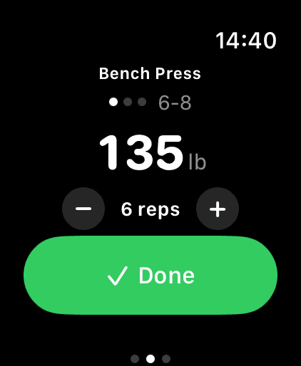 A bench press set on Apple Watch: set 1 of 3 for 6 to 8 reps, 135 lb, 6 reps with minus and plus buttons, and a Done button